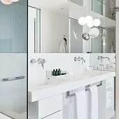 Зеркало AGC  зеркало mirox 3g clear, влагостойкое, 4мм (1605*2550)