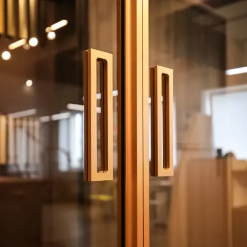 Ручки мебельные разные ручка мебельная-наклейка, латунь