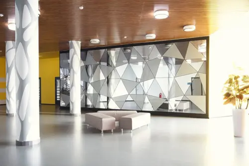 Зеркало AGC  зеркало mirox 3g grey, влагостойкое, 4мм (1605*2550)